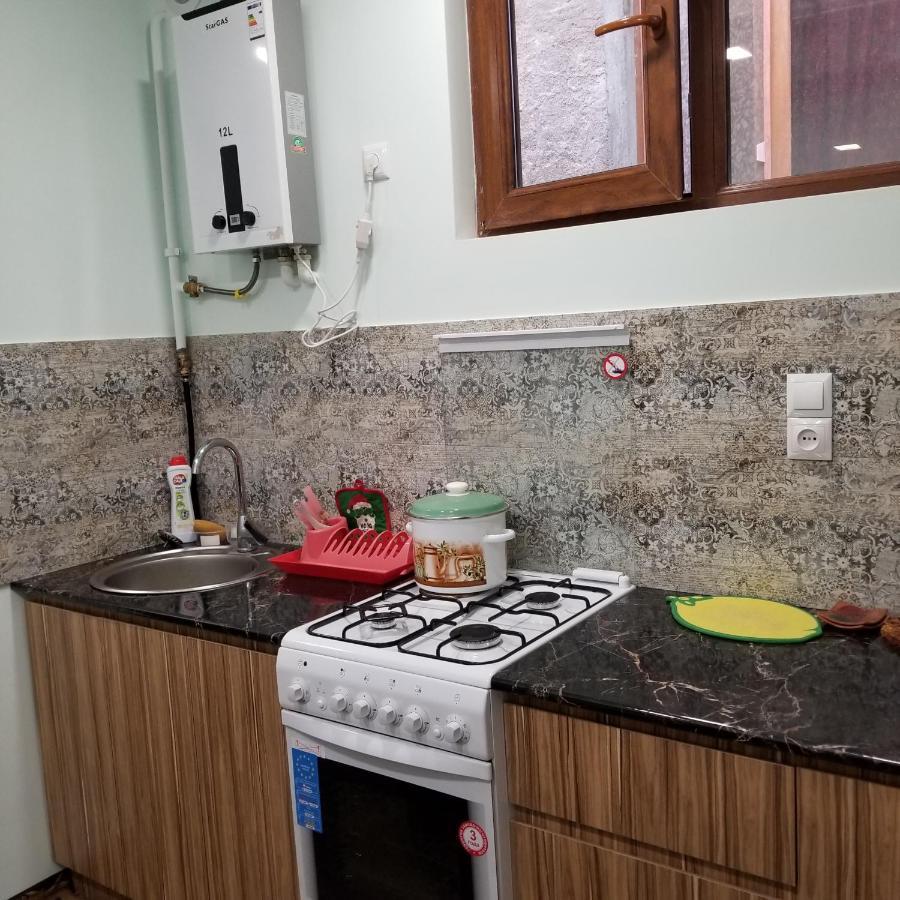 Maria Apartment เยเรวาน ภายนอก รูปภาพ